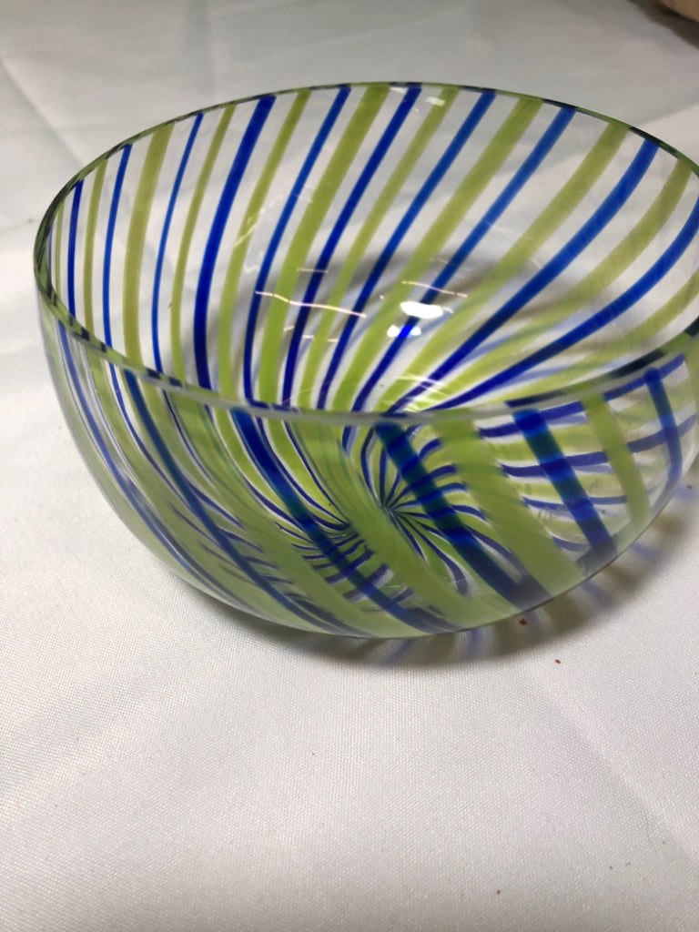 CLEAR GLASS BOWL W/ GREEN+COBALT BLUE STRIPES EASTERN.