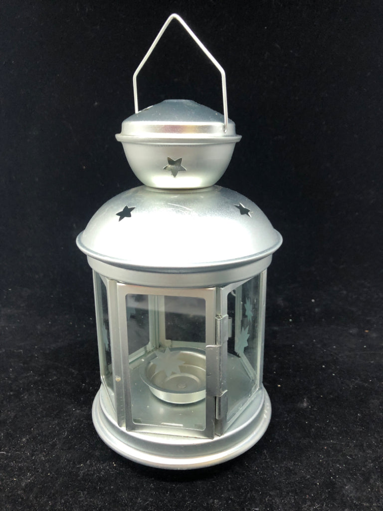 SILVER LANTERN STAR CUTOUT CANDLE HOLDER.