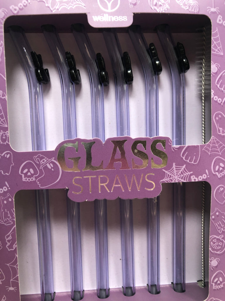 NIP BAT FUSED GLASS STRAWS.