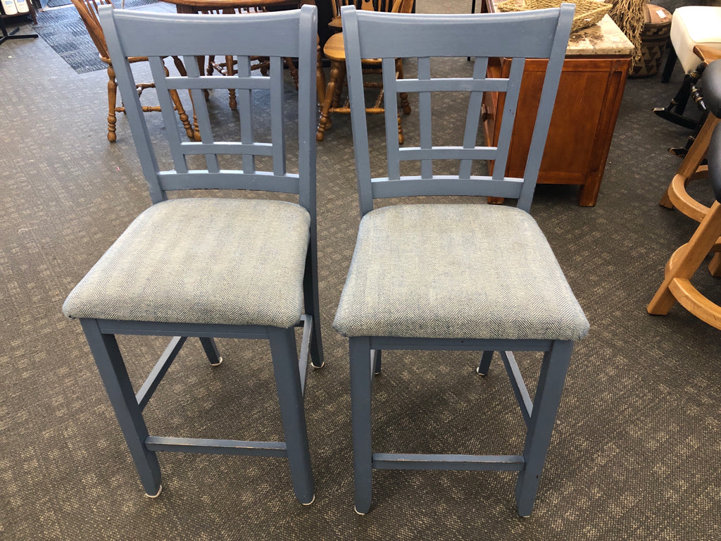 2 BLUE CHAIRS W/FABRIC SEAT.