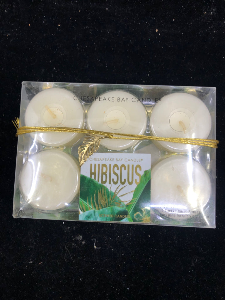 NIB HIBISCUS CANDLE.