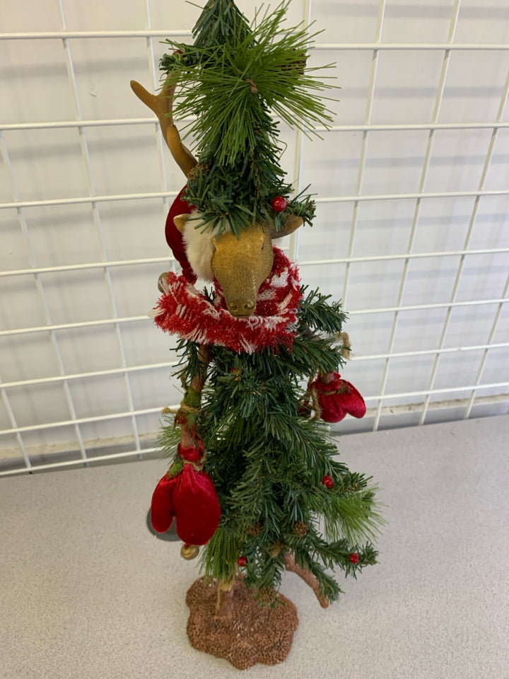 REINDEER ABSTRACT TREE DECOR.