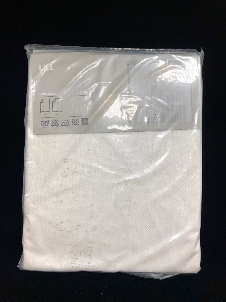 NIP LILL WHITE CURTAINS.