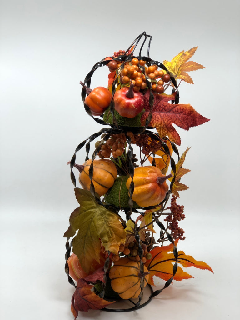 3-TIER METAL PUMPKIN W/LEAVES.