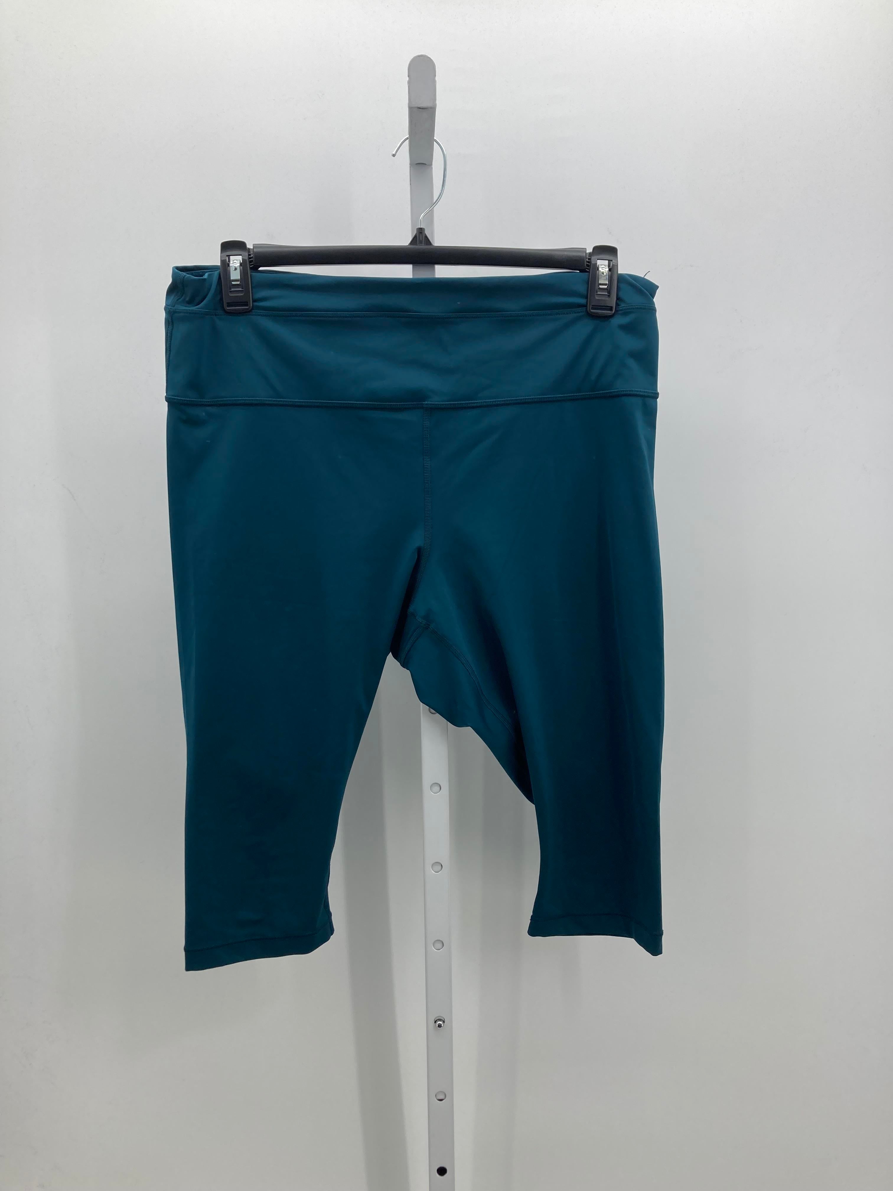 Athleta Size 2X Womens Capri Pants