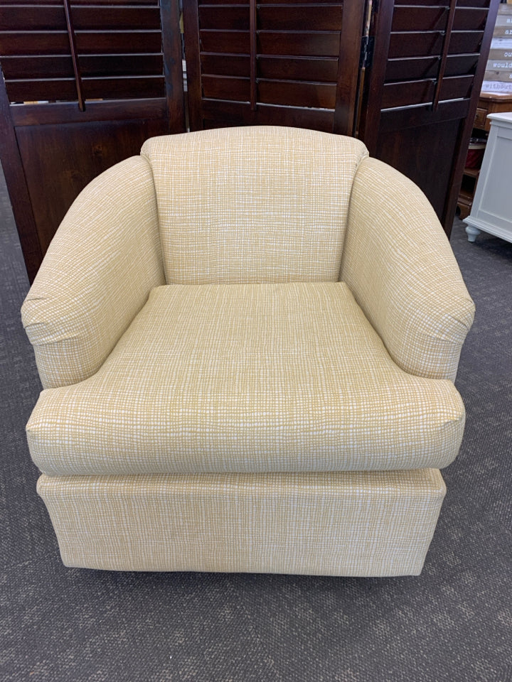 YELLOW/WHITE SWIVEL ACCENT CHAIR.
