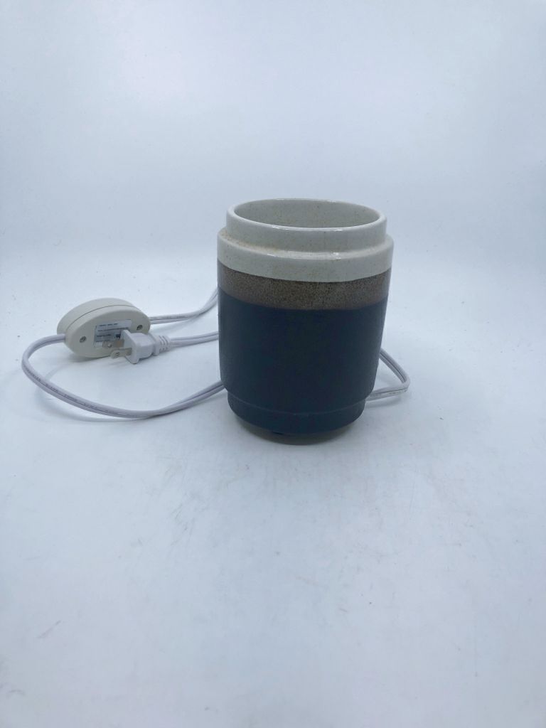 3 COLOR ELECTRIC WAX WARMER.