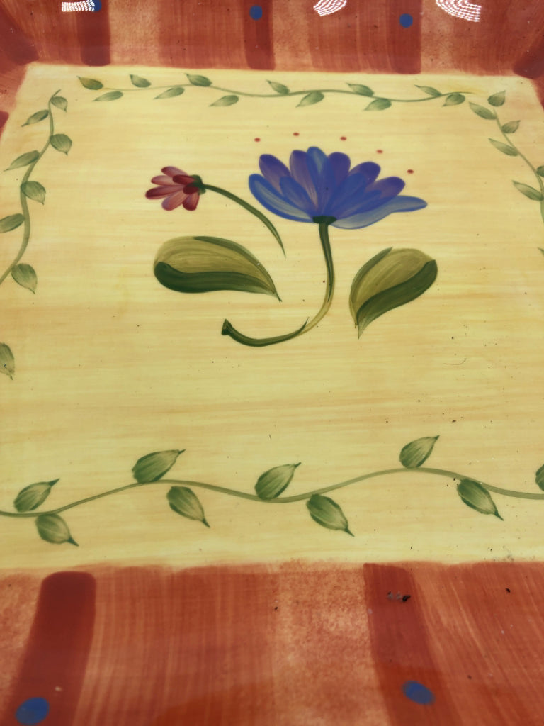RUFFLED EDGE FLORAL TRAY - PFALTZGRAFF.