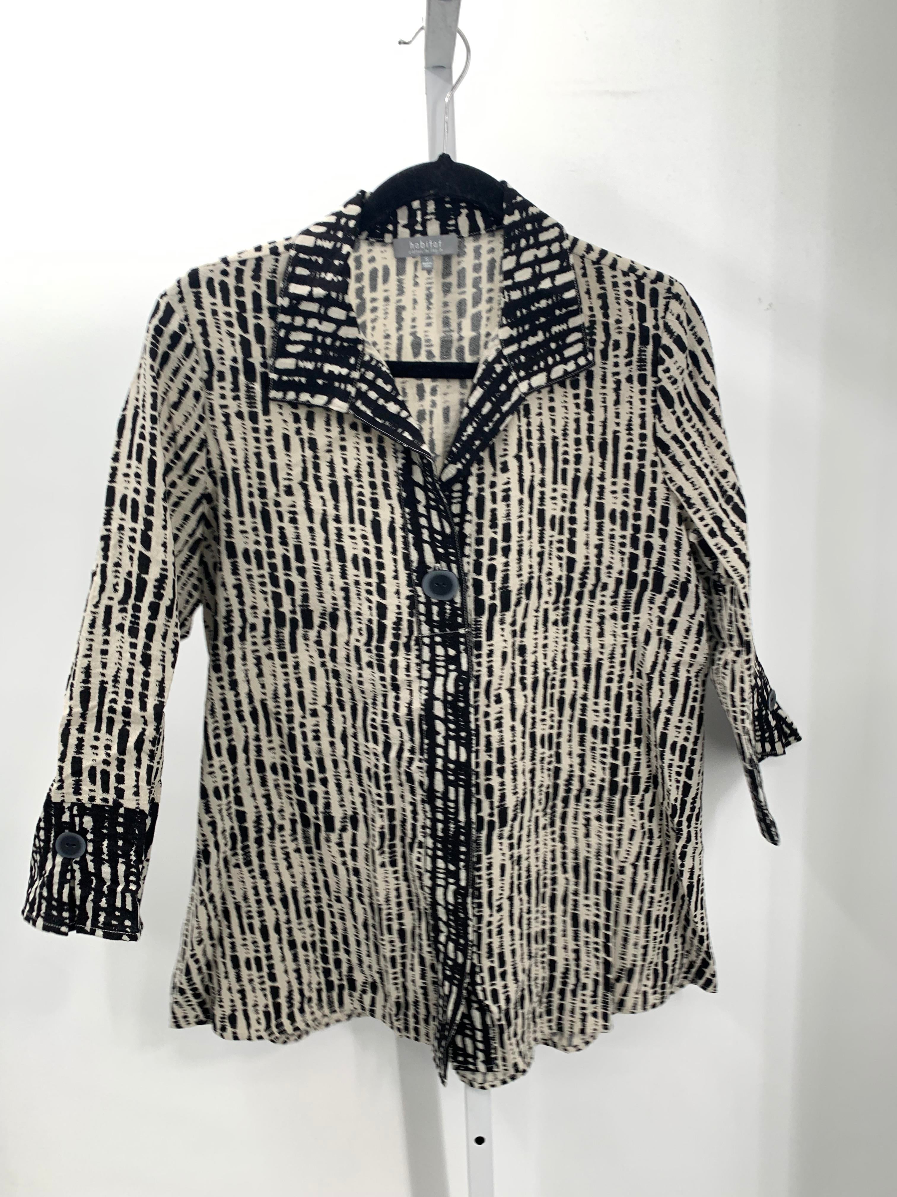 Size Small Misses 3/4 Sleeve Shirt