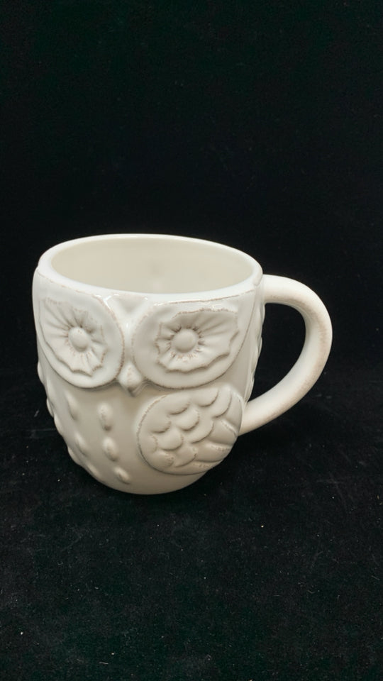 WHITE GLAZED OWL MUG.