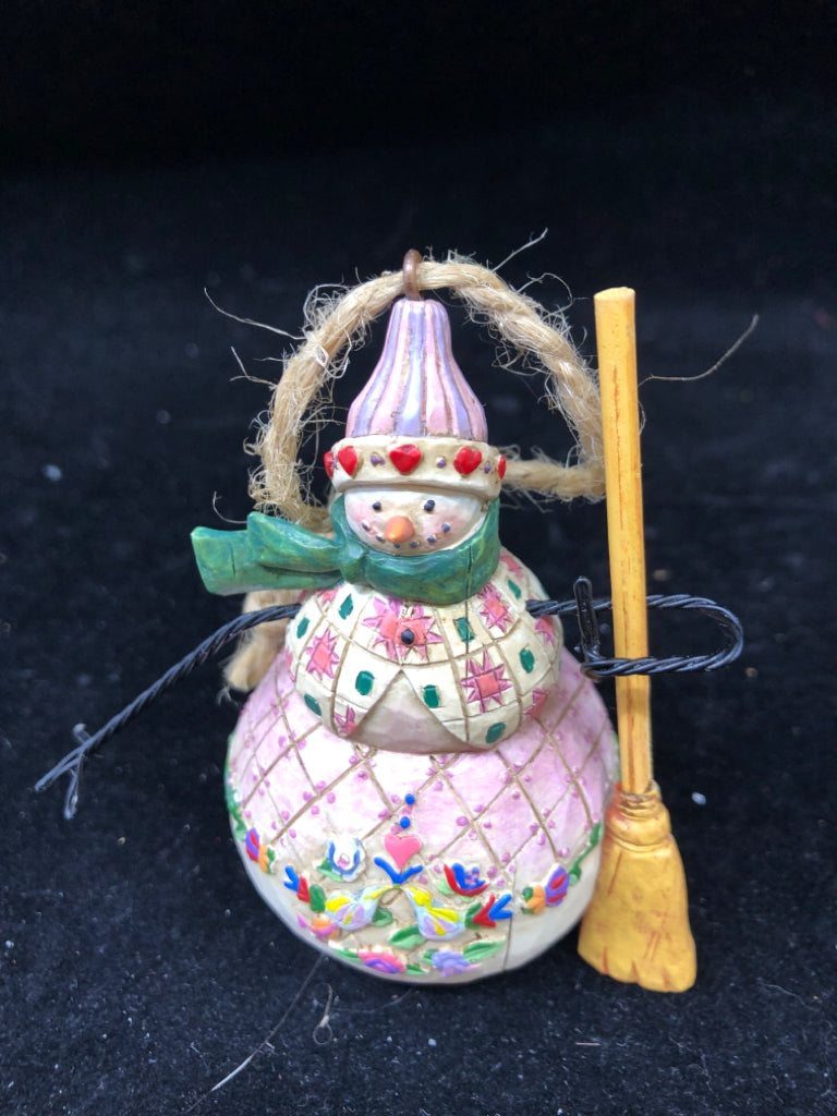 JIM SHORE SNOWMAN HOLDING BROOM.