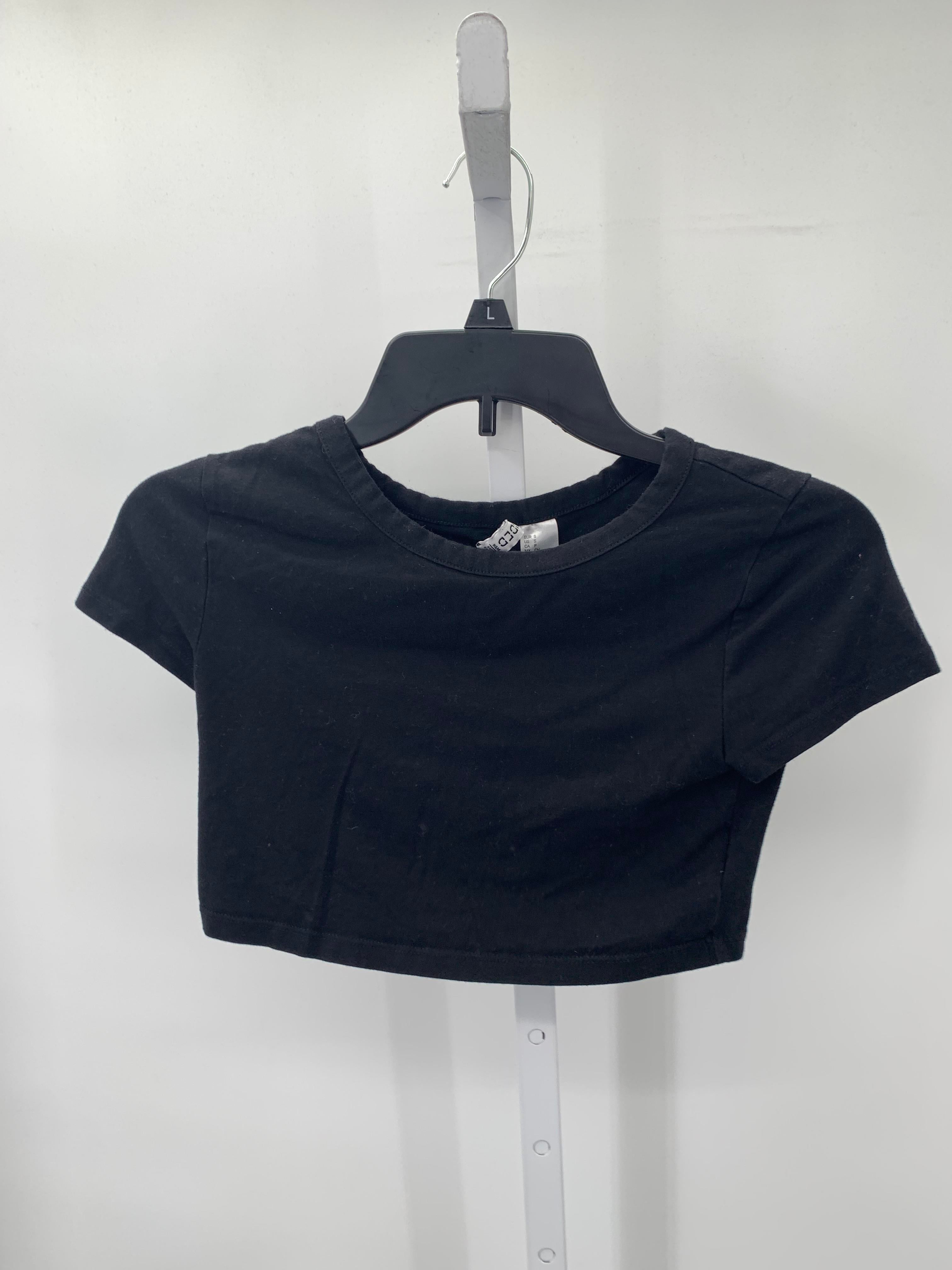 Divided Size Small Juniors Short Sleeve Shirt