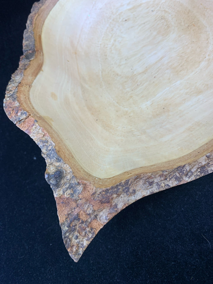 WOOD BARK BOWL.