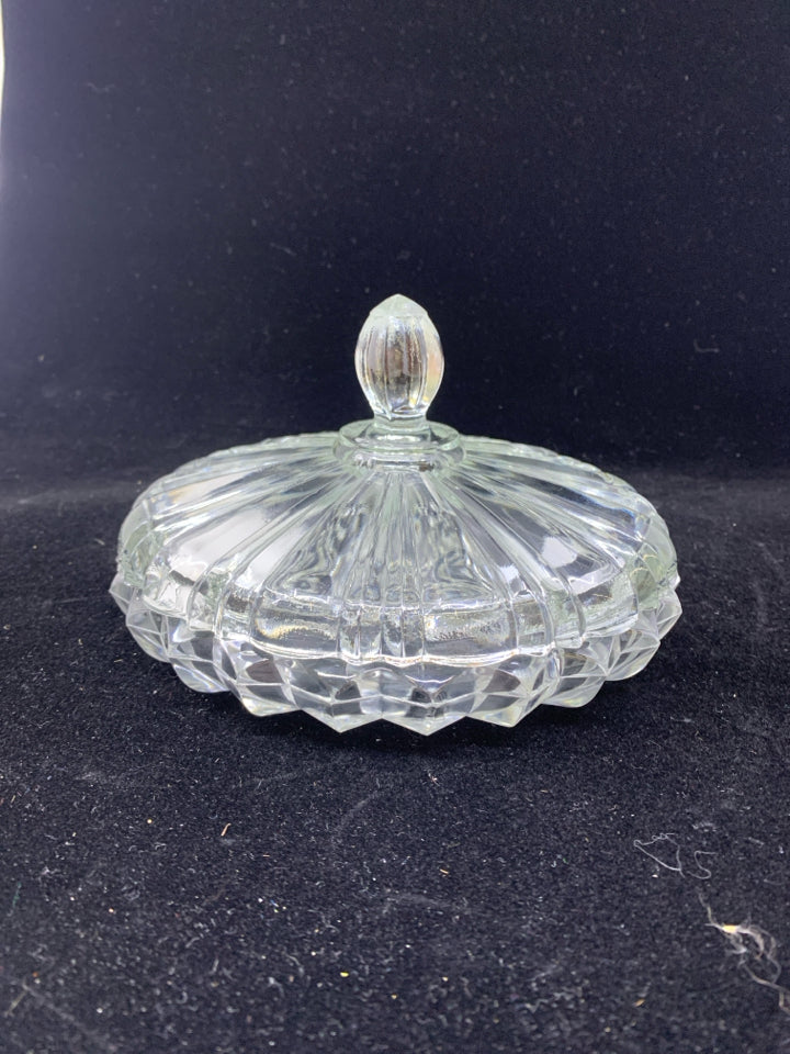 SHALLOW CANDY DISH W LID.