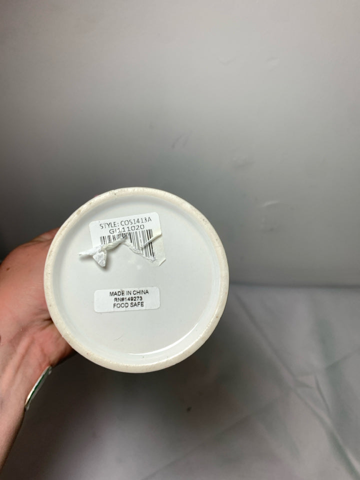 YOU GOT THIS MAKE UP BRUSH.
