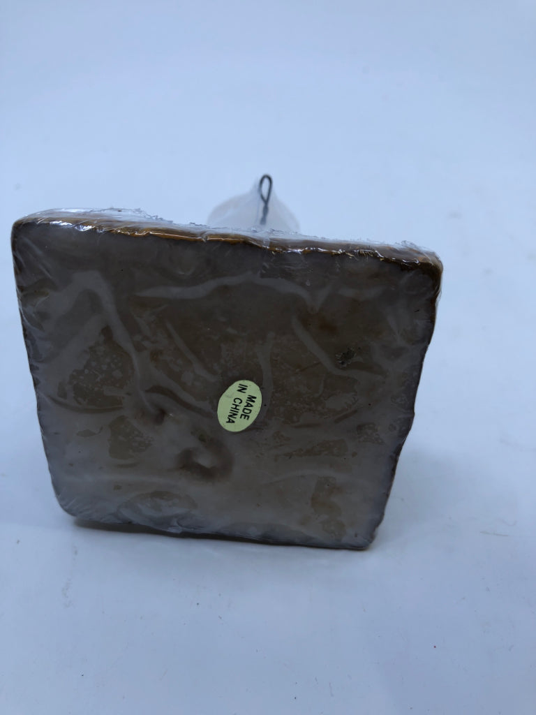 NIB SMORES CANDLE.