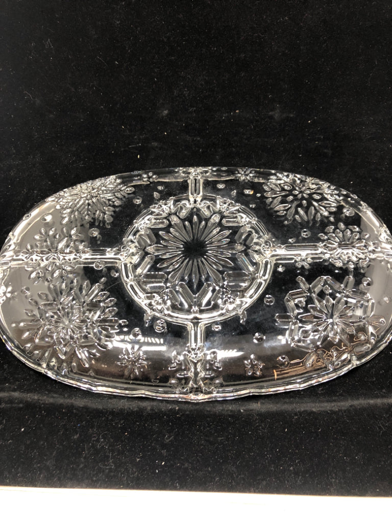 SNOWFLAKE CLEAR GLASS 5 SECTION PLATTER.