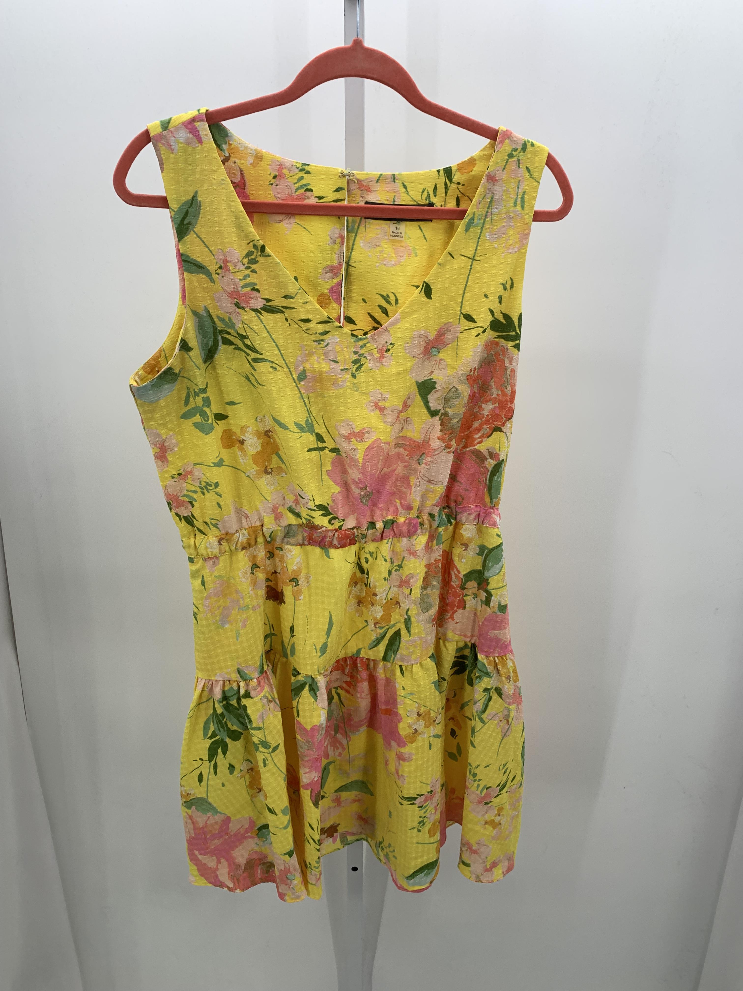 Size 16 Misses Sleeveless Dress