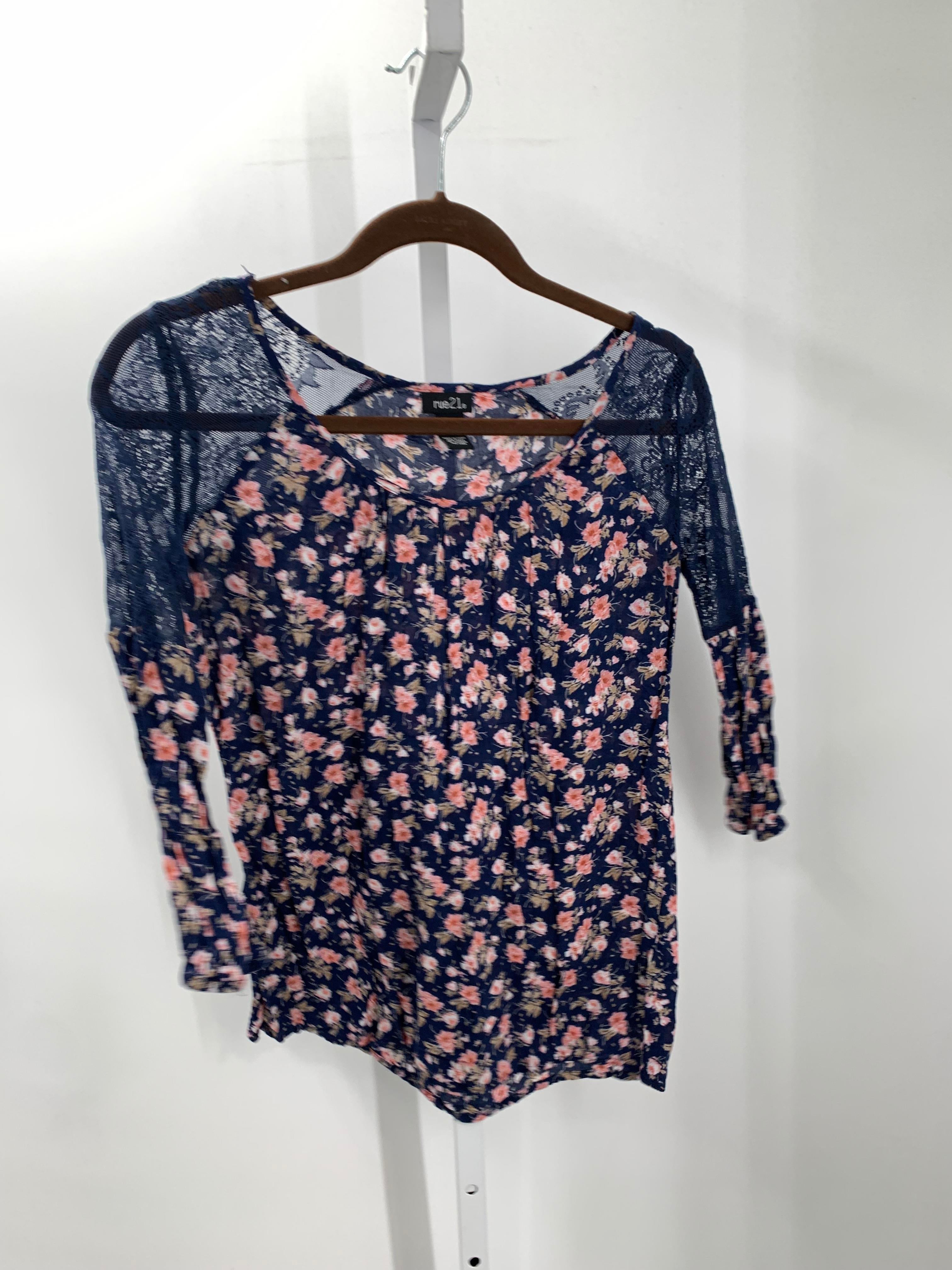 rue21 Size Medium Juniors 3/4 Sleeve Shirt