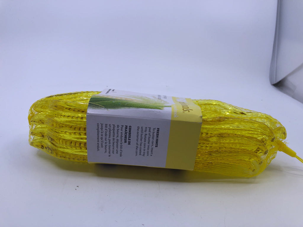 NIP PLASTIC CORN TRAYS