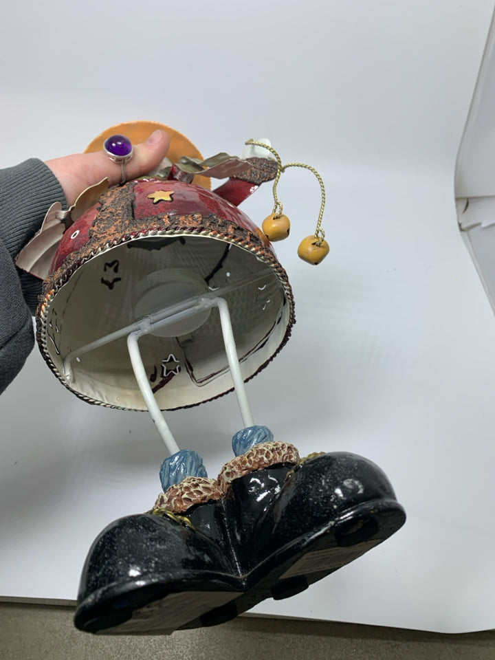 METAL STANDING SNOWMAN W/ RED SHIRT ASSORTED BIRDS TEA LIGHT HOLDER.
