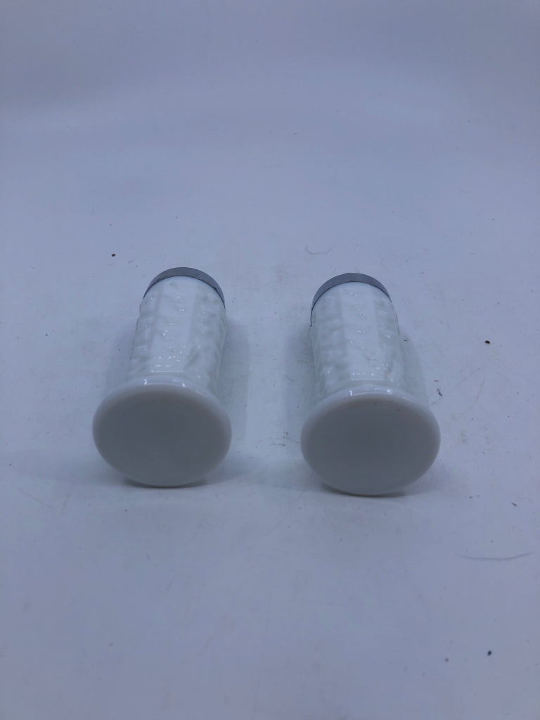 VTG MILK GLASS SALT/PEPPER SHAKERS.