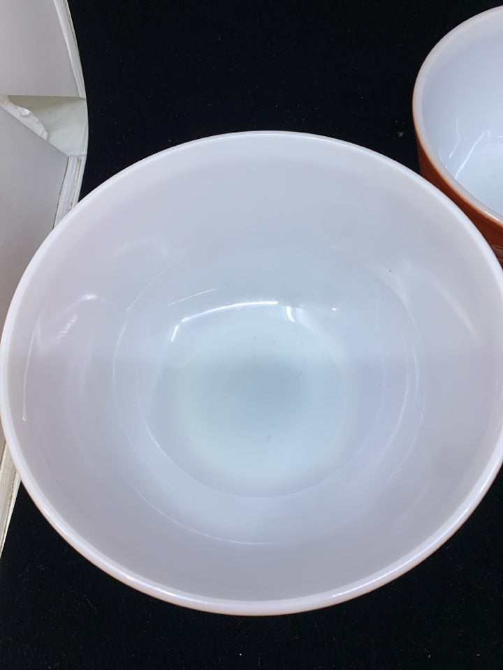 3PC VTG PYREX MIXING BOWLS AUTUMN HARVEST ORANGE.