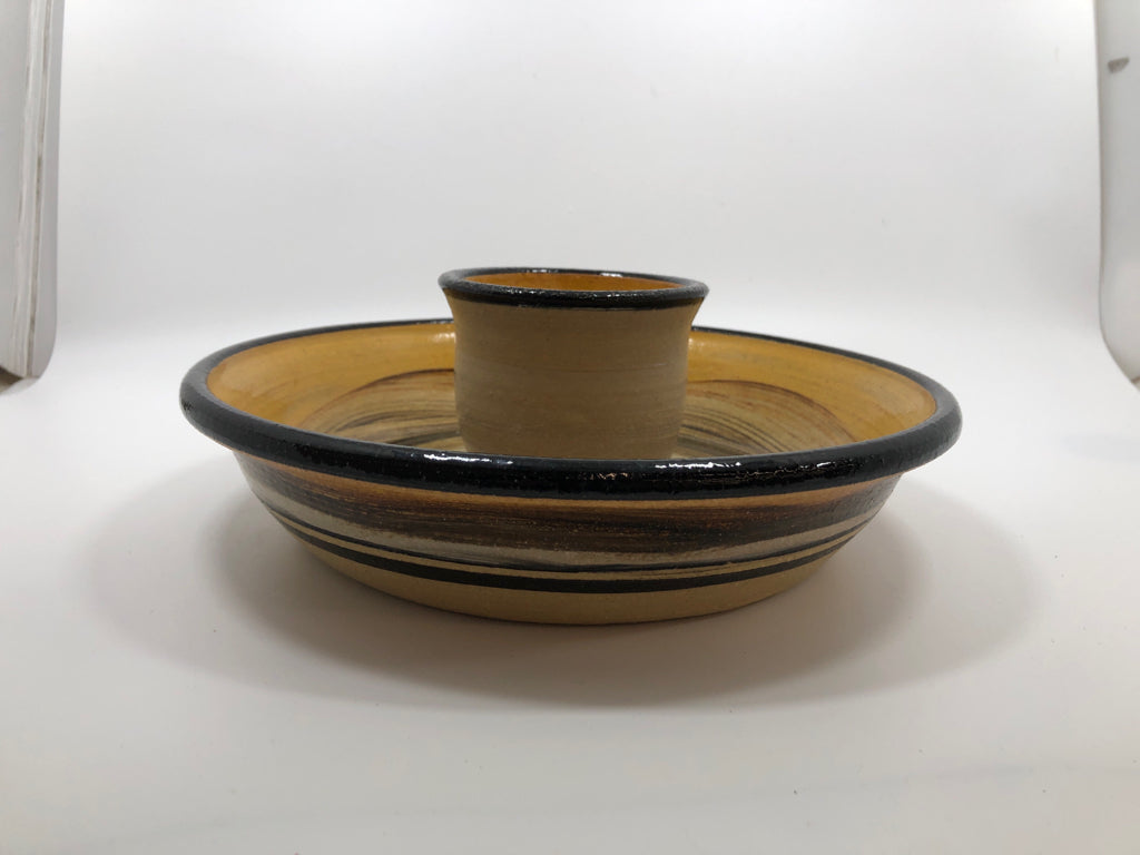 YELLOW/BROWN CERAMIC CHIP & DIP PLATTER.