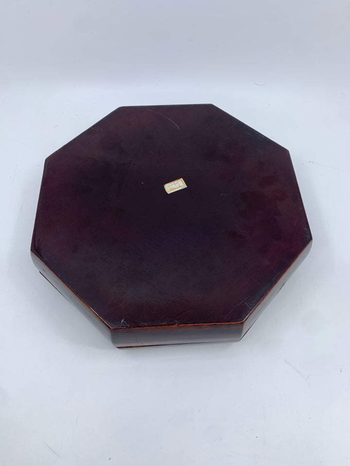 CHERRY WOOD OCTAGON COVER DISH W/ REMOVABLE DIVIDED INSERTS IRIDESCENT BAMBOO TR
