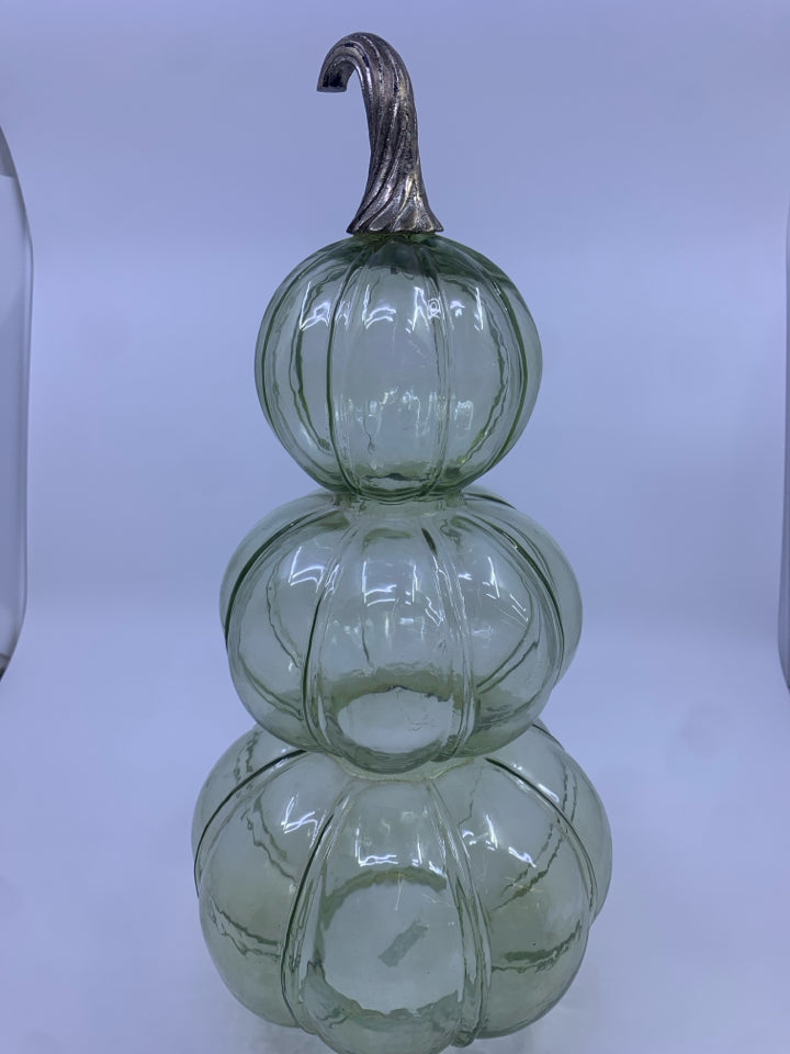 GLASS 3 STACKING PUMPKINS.