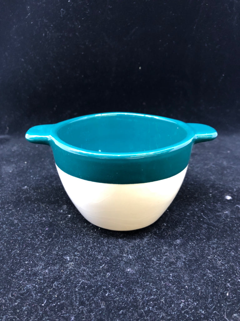 SMALL TEAL/CREAM CROCK.