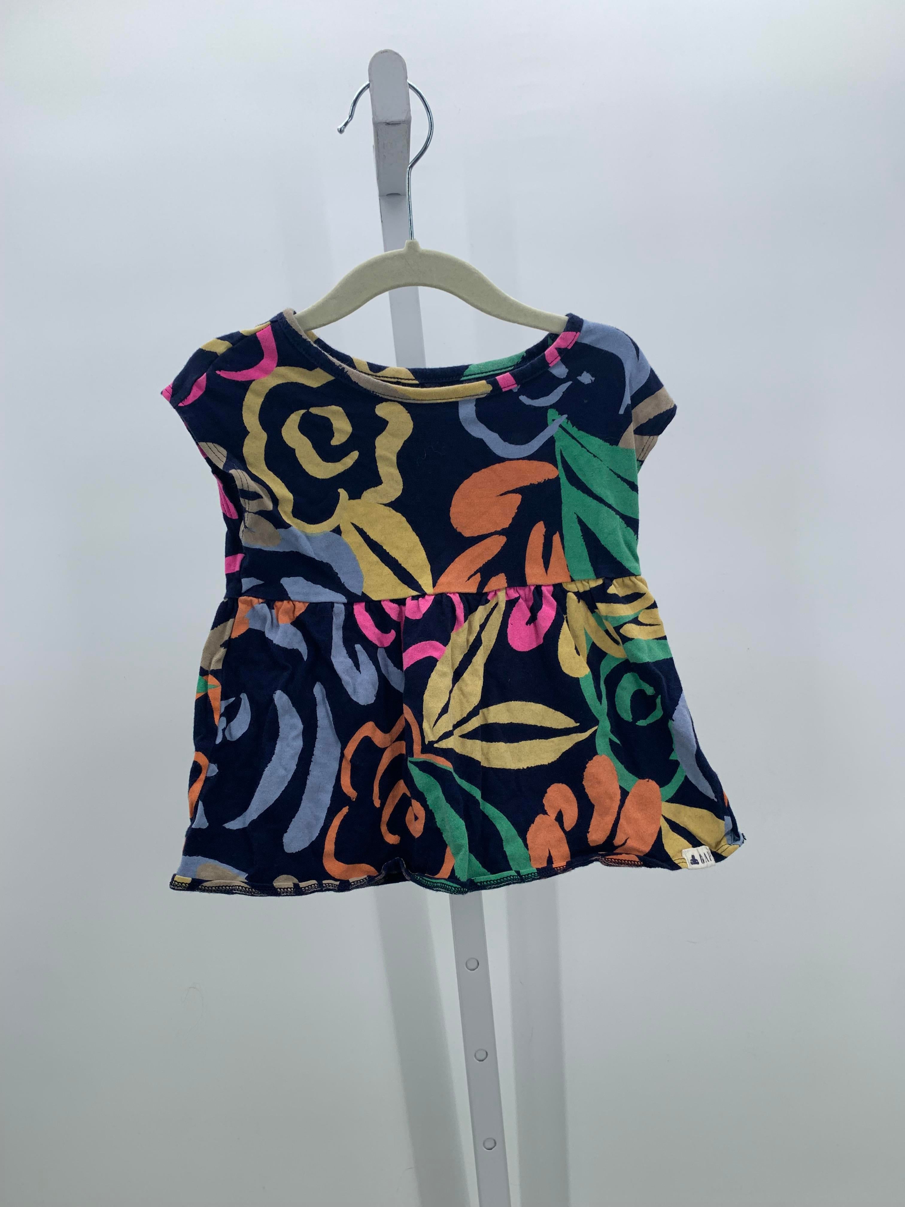 Baby Gap Size 5T Girls Short Sleeve Shirt