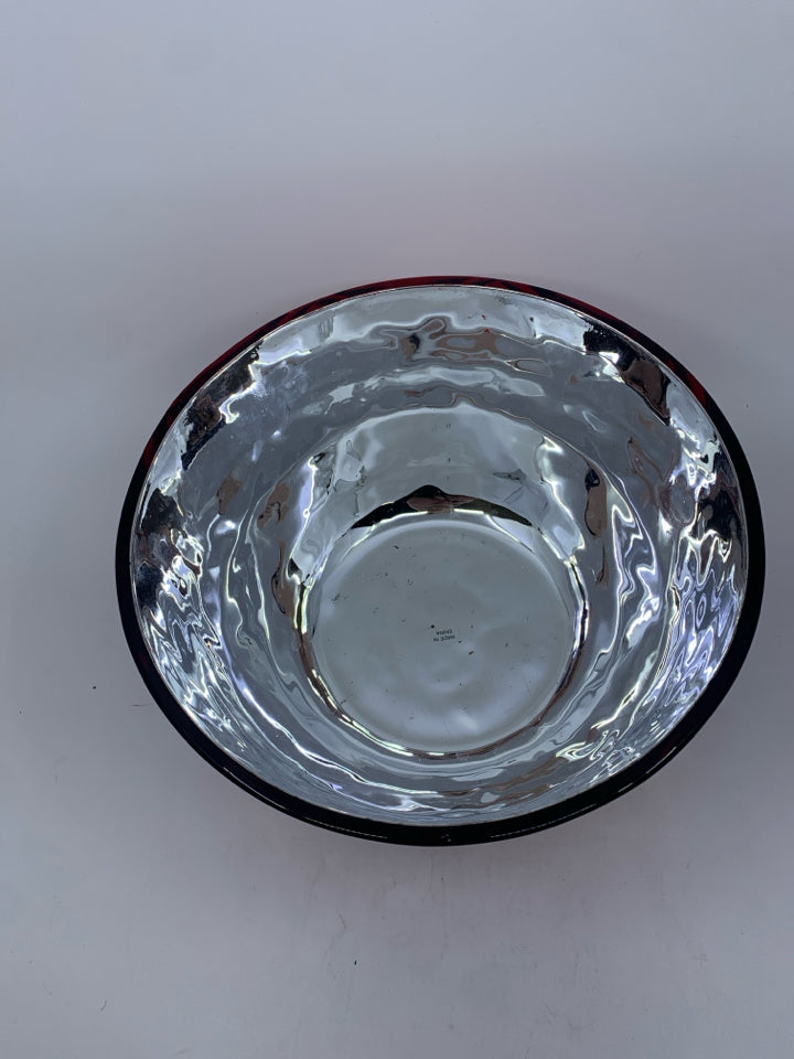 RED/SILVER CENTERPIECE BOWL.