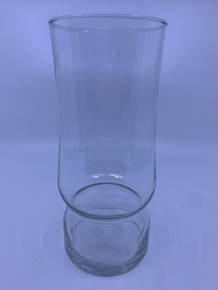 GLASS VASE WITH BOTTOM DETAIL.