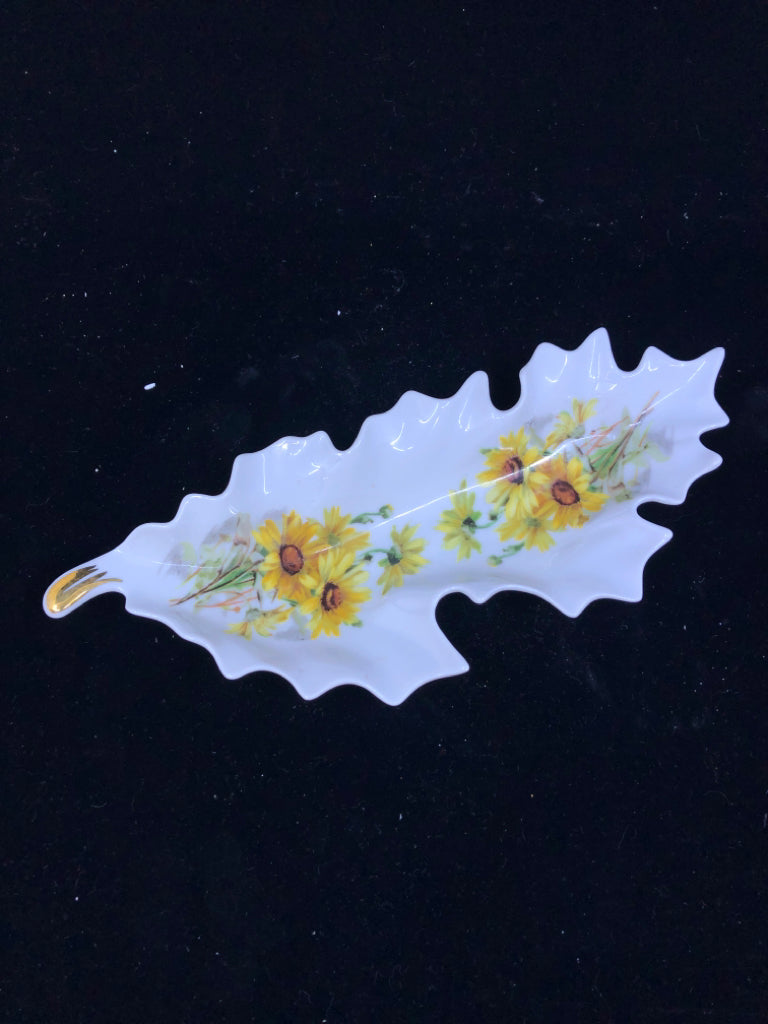 VTG SUNFLOWER LEAF SHAPED DISH- GERMANY.