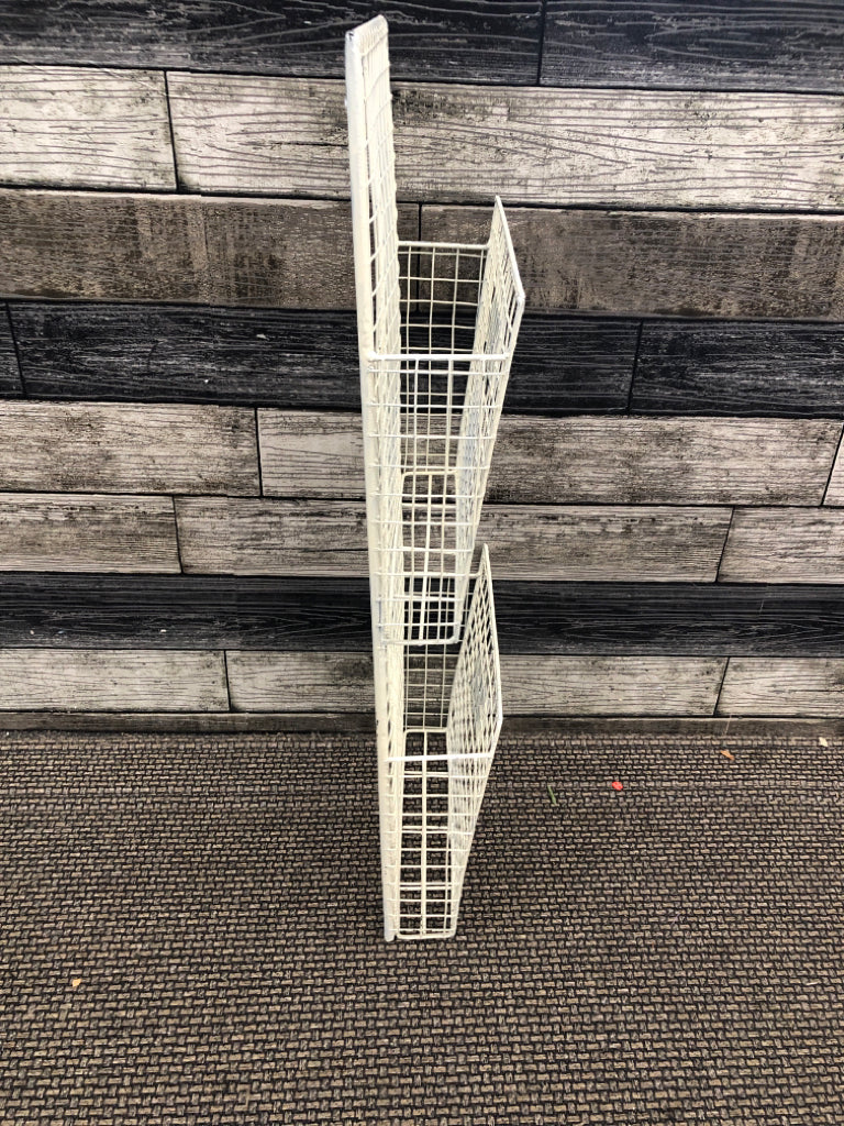 METAL MAGAZINE/ MAIL WALL BASKET.