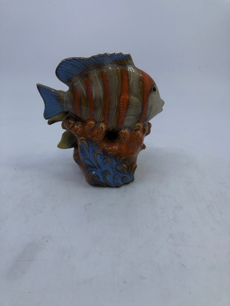 CERAMIC 2-FISH FIGURINE W/COLORFUL GLAZE.
