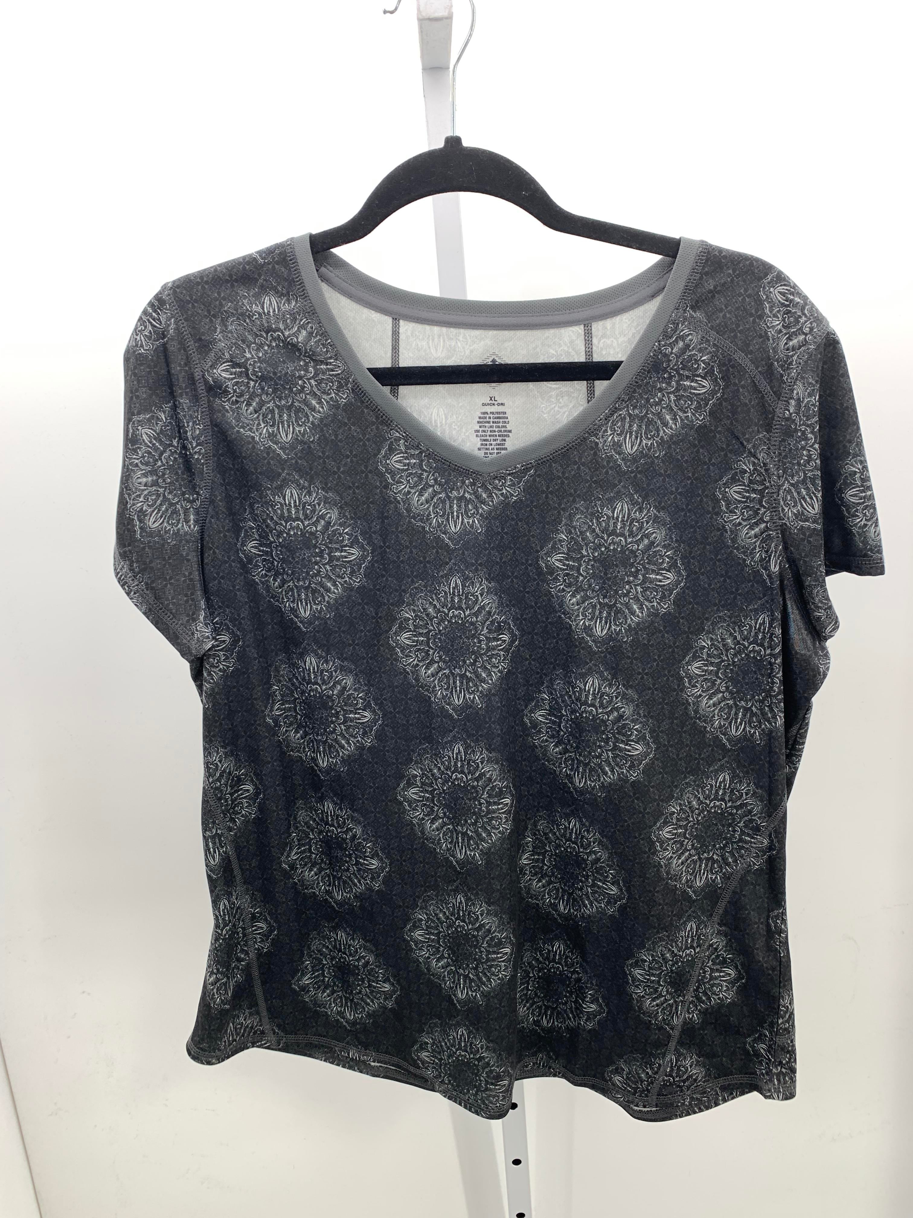 GREY FLORAL PRINT