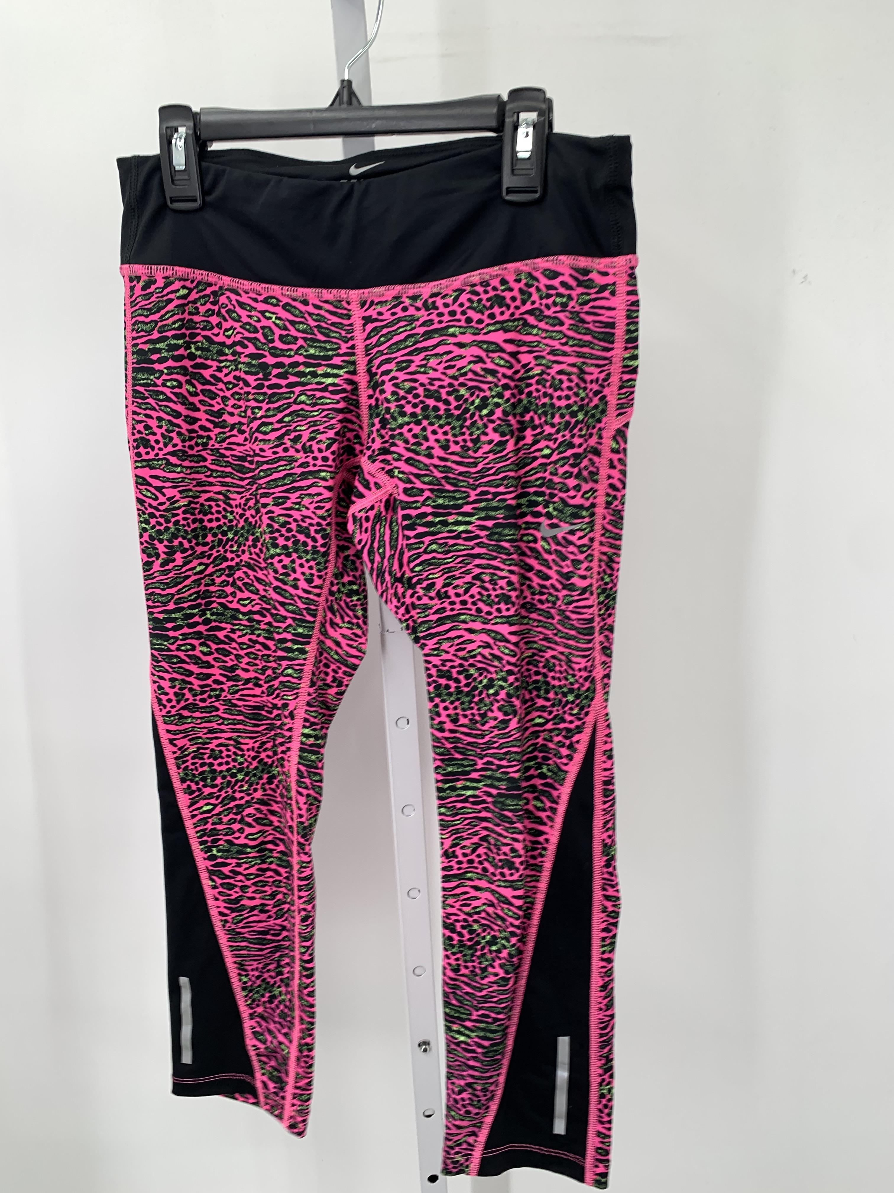 Nike Size Small Misses Leggings