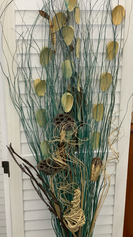 FAUX BLUE GRASS AND PEAPODS VASE FILLER.