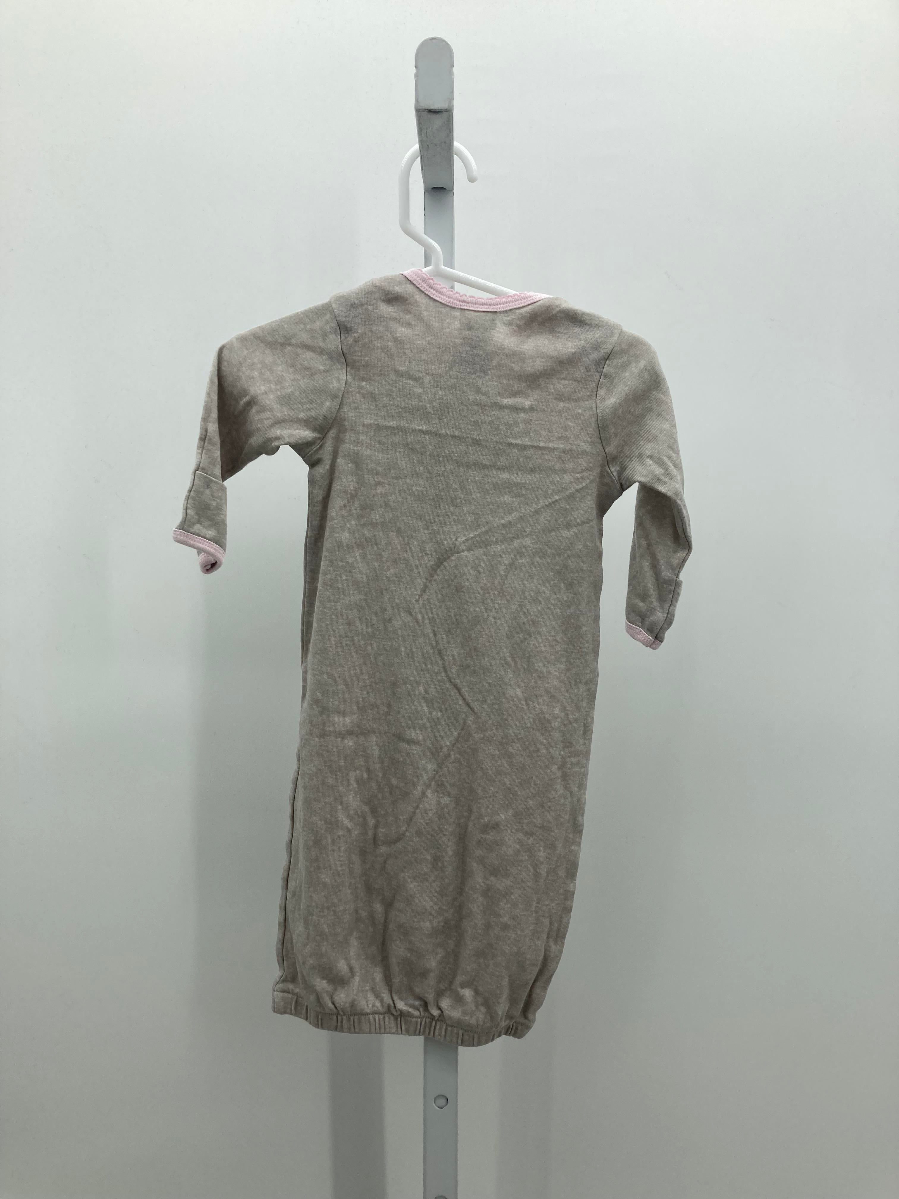 Gerber Size 0-6 Months Girls Gown Sleeper