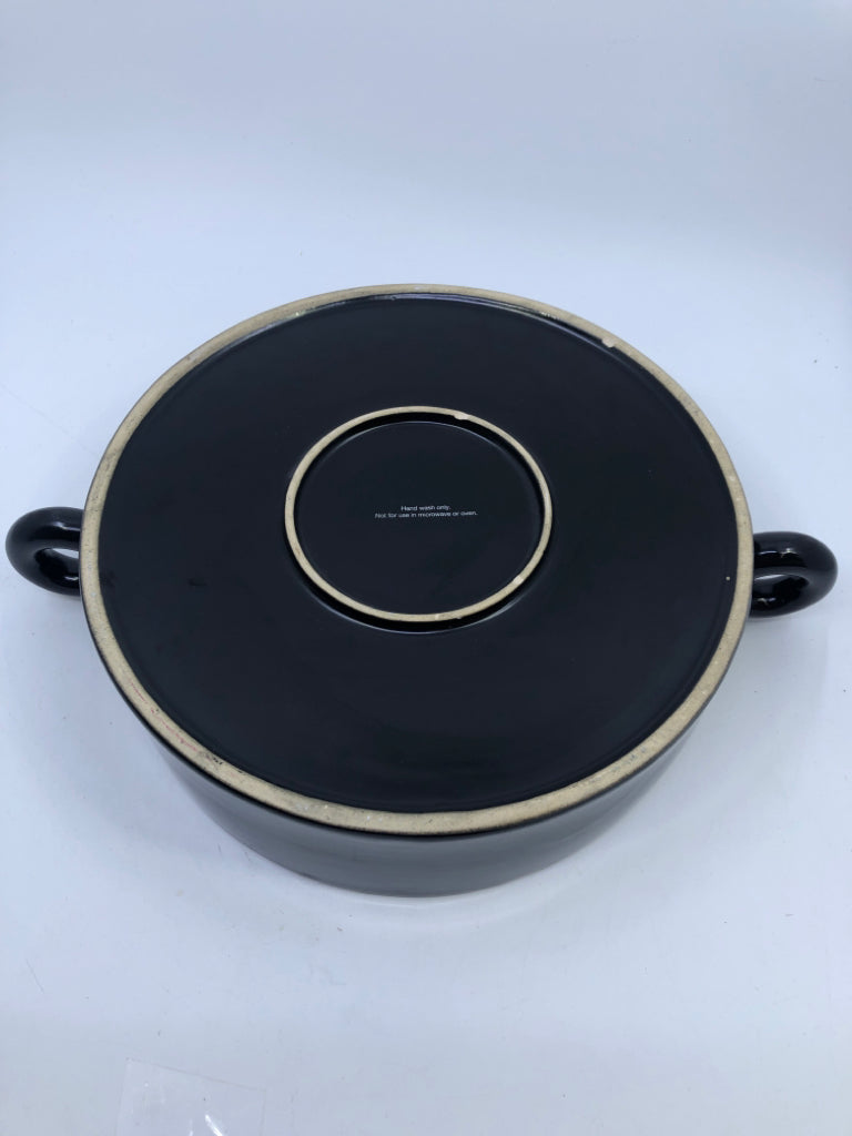 BLACK BOWL W/ CIRCLE HANDLES CERAMIC.