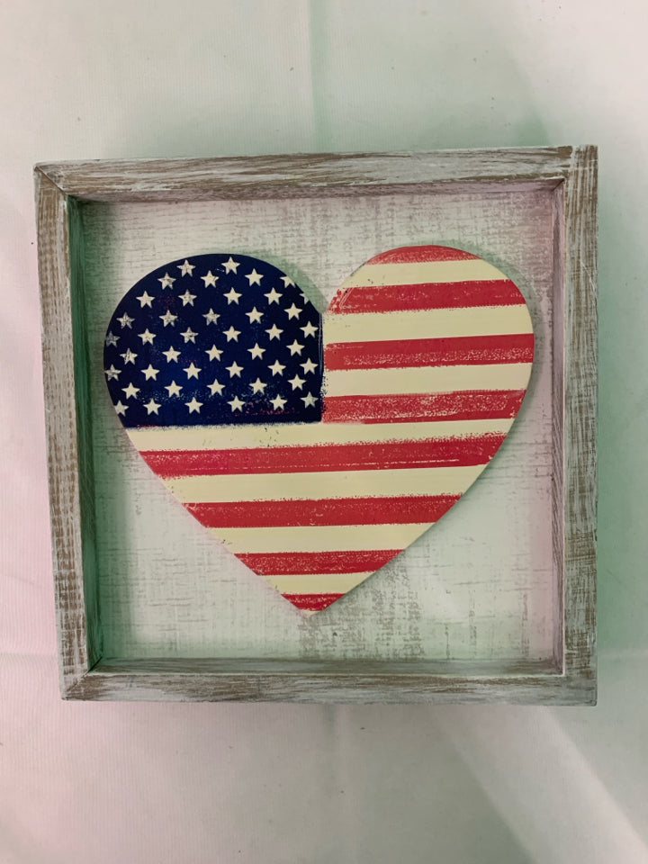 DISTRESSED AMERICAN FLAG WALL ART.