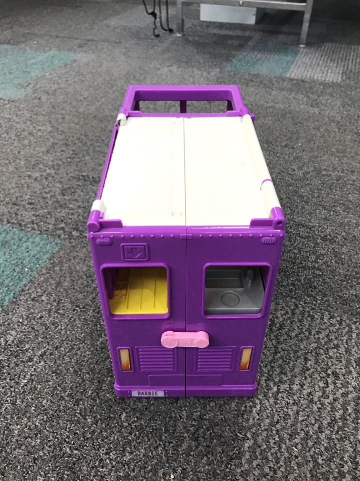 Barbie Fresh 'n Fun Food Truck Playset