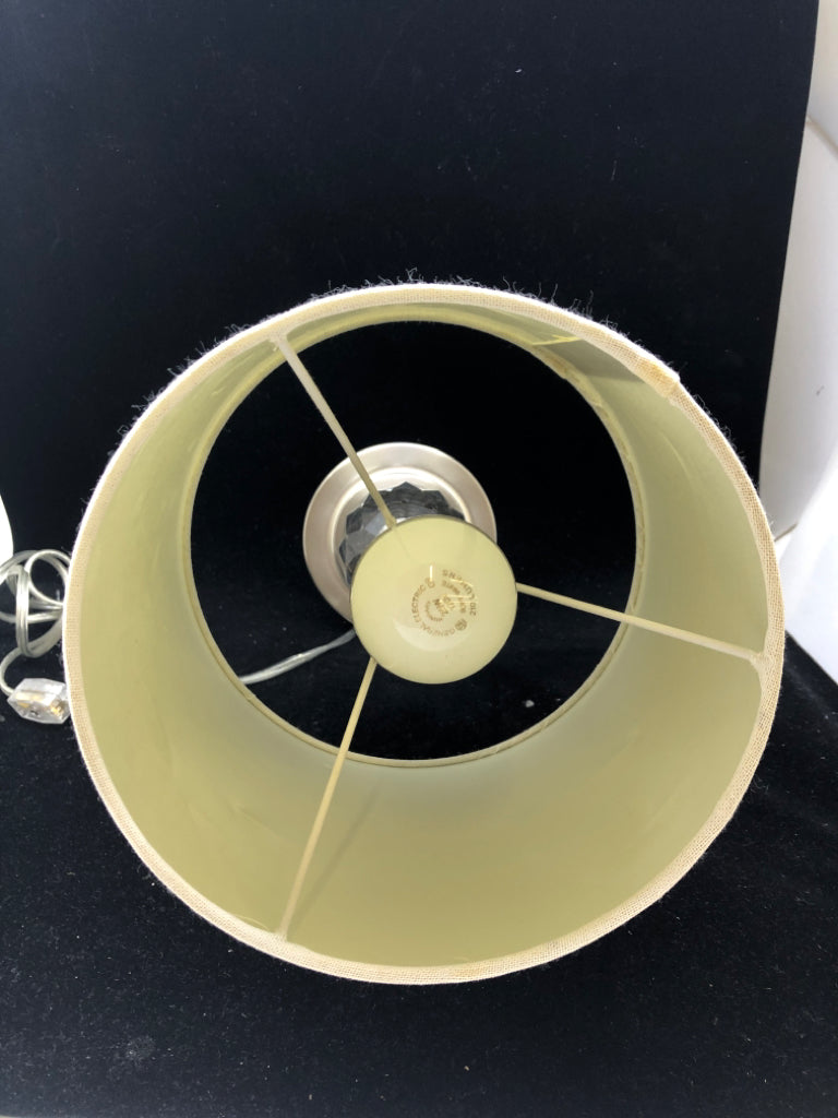SHORT BASE CRYSTAL BALL W/ WHITE SHADE.