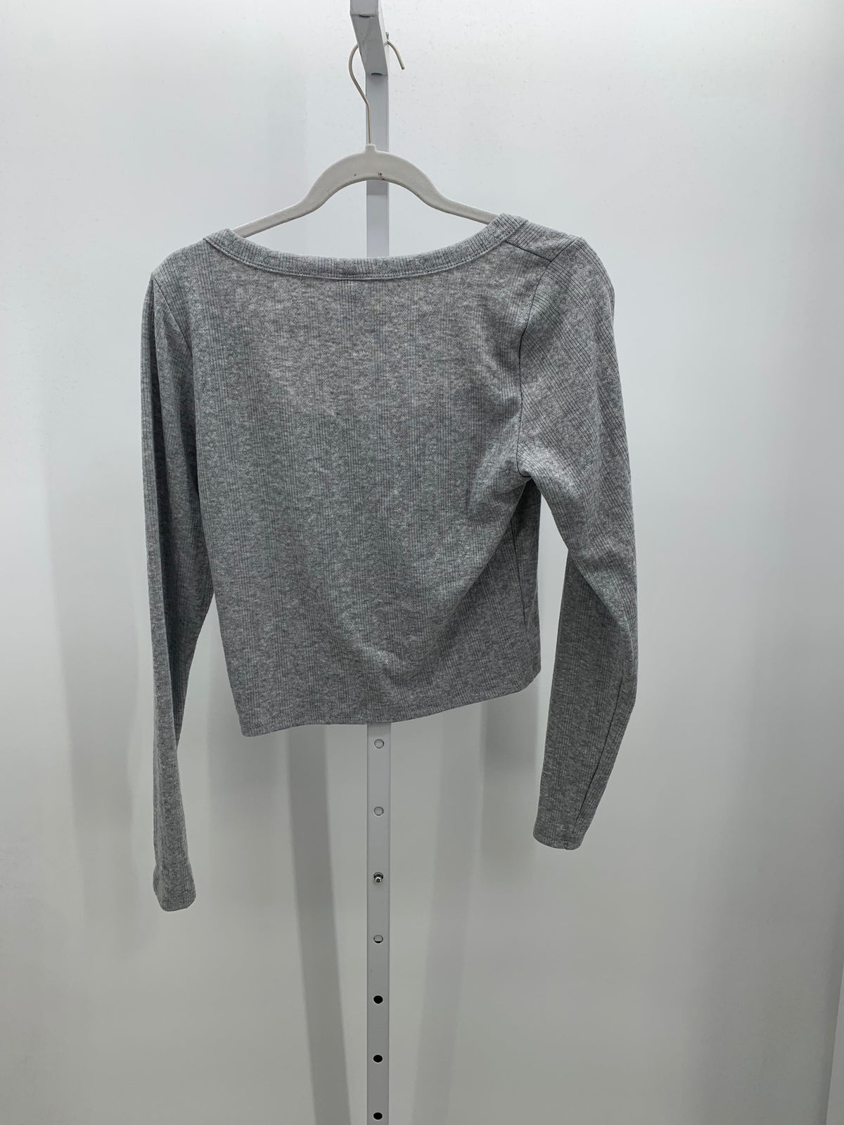 Wild Fable Size Medium Juniors Long Sleeve Shirt