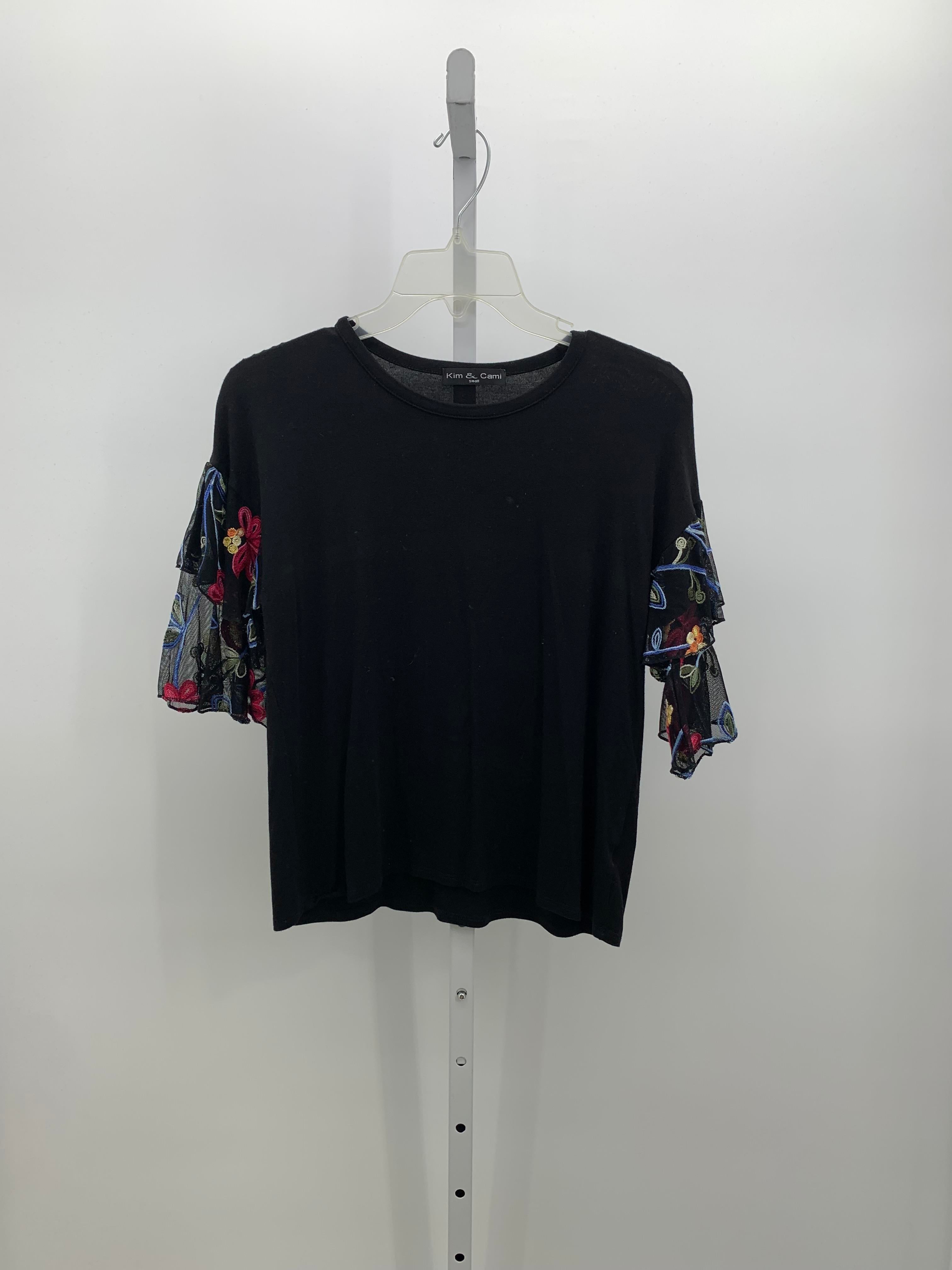 Kim & Cami Size Small Misses Short Sleeve Shirt