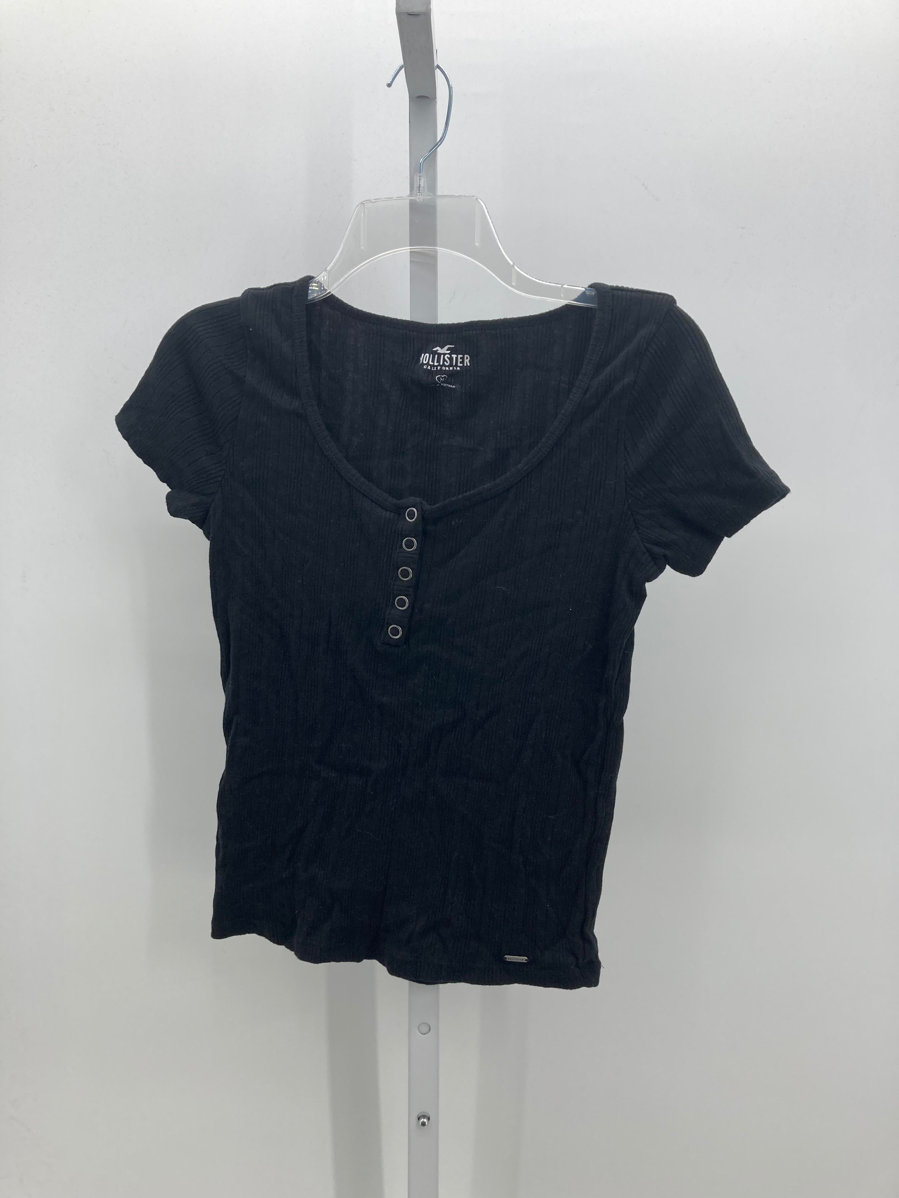 Hollister Size Medium Juniors Short Sleeve Shirt