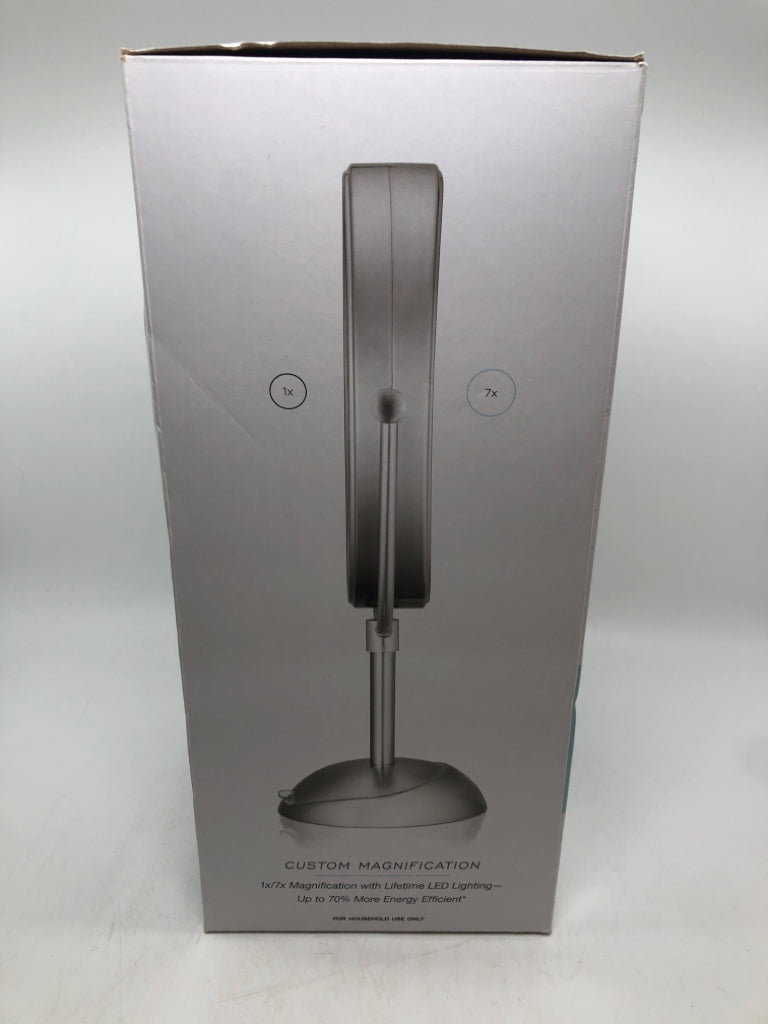 NIB LIGHTED MAKEUP MIRROR - CONAIR.