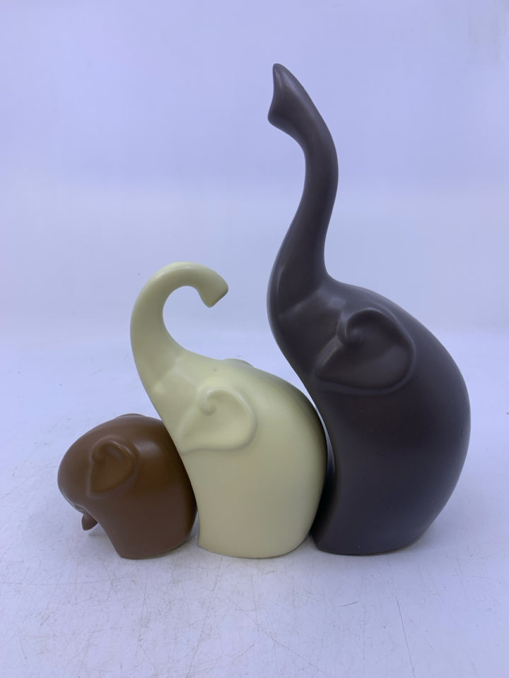 3 PC NESTING CERAMIC ELEPHANT FAMILY CREAM,BROWN,GREY.